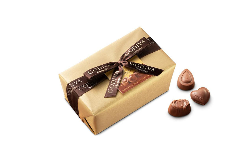Milk Chocolate Gold Ballotin Box, 500g - GODIVA Chocolates UK
